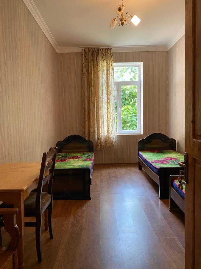Lentekhi Guest House Konstanta Exteriör bild